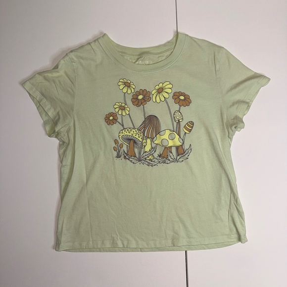 American Eagle Outfitters Tops - American Eagle Graphic Tee — Women’s Medium (Sage Mushroom Print)